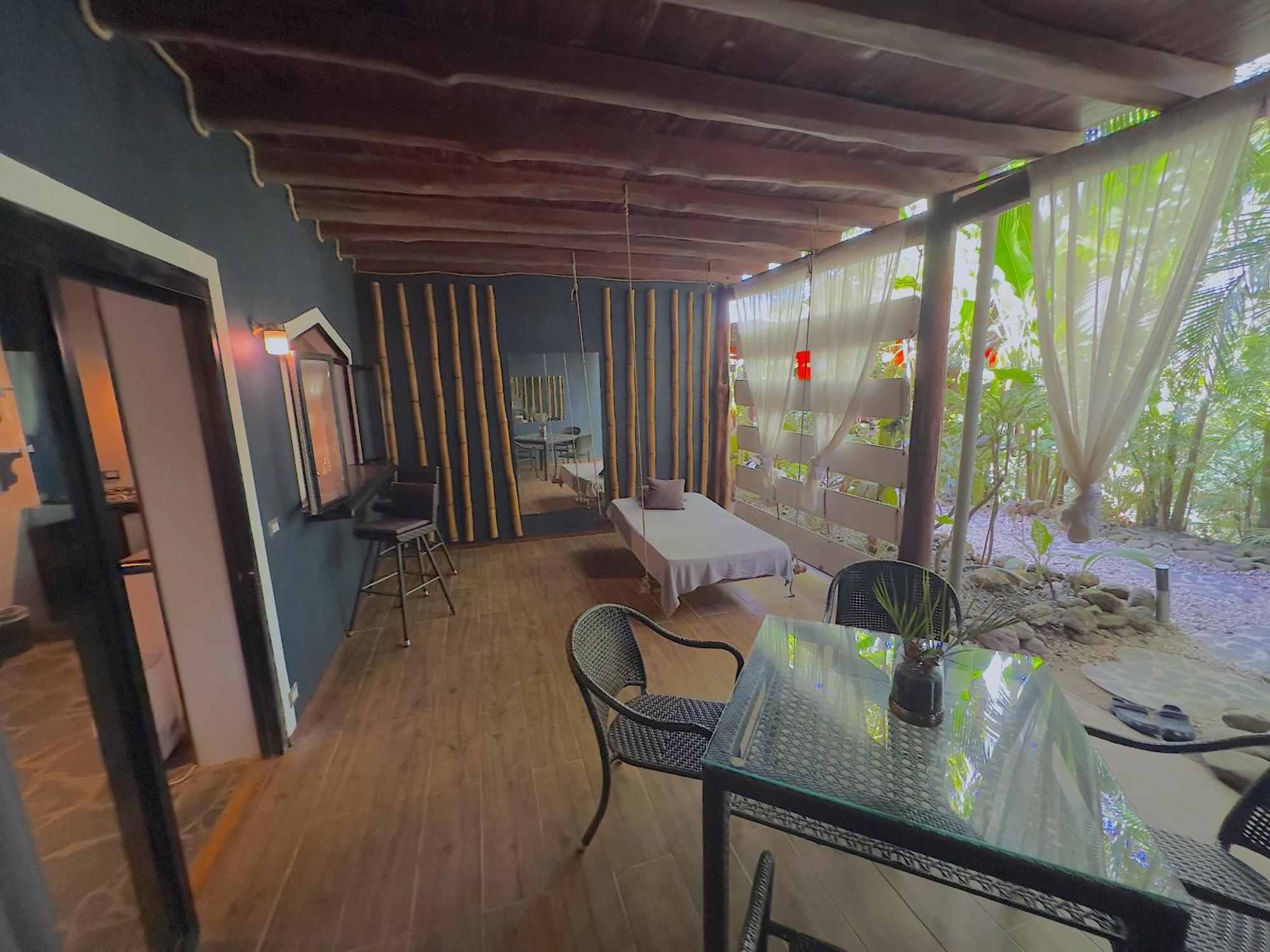 Canaima Chill House 2*