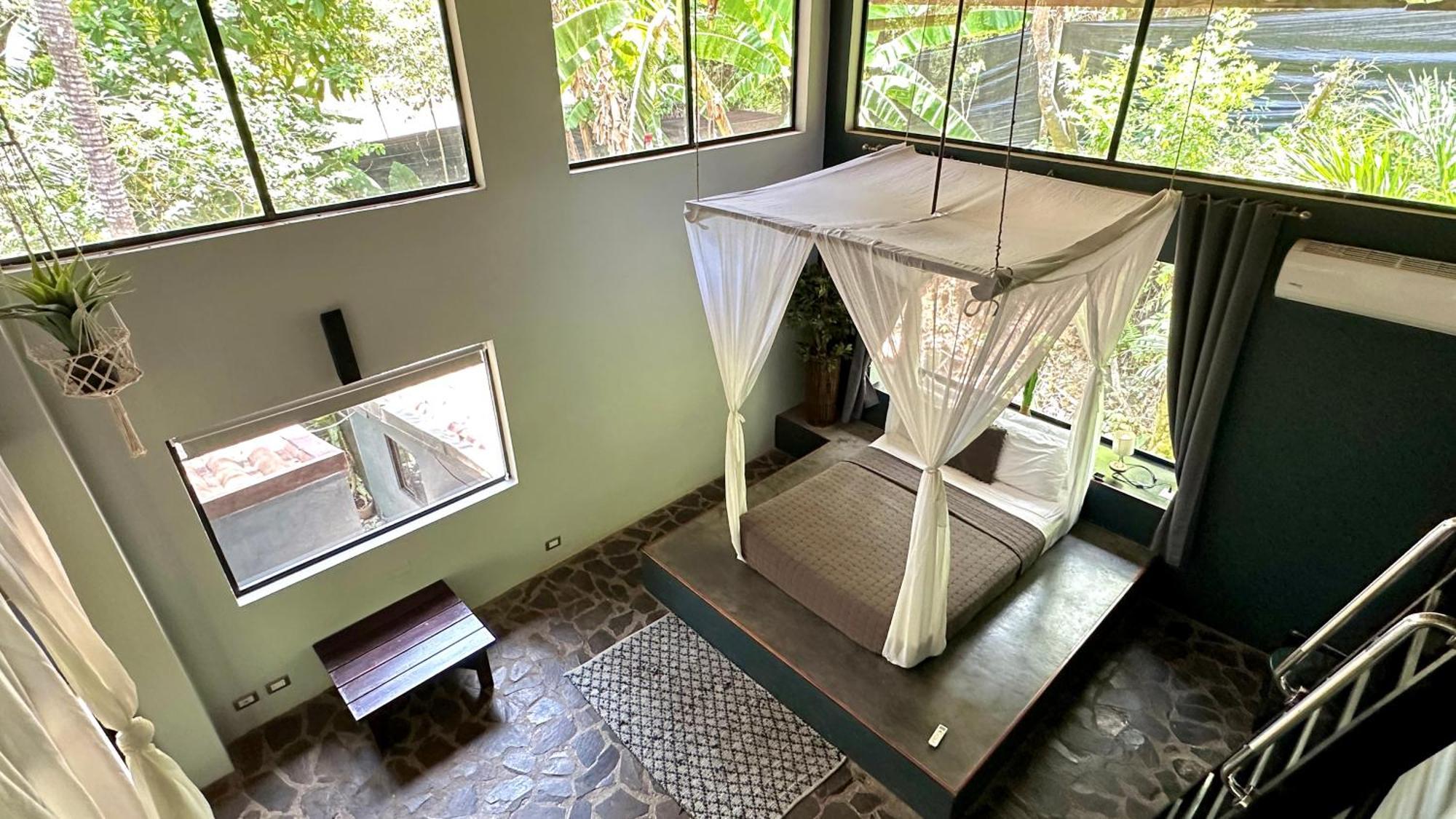 Canaima Chill House