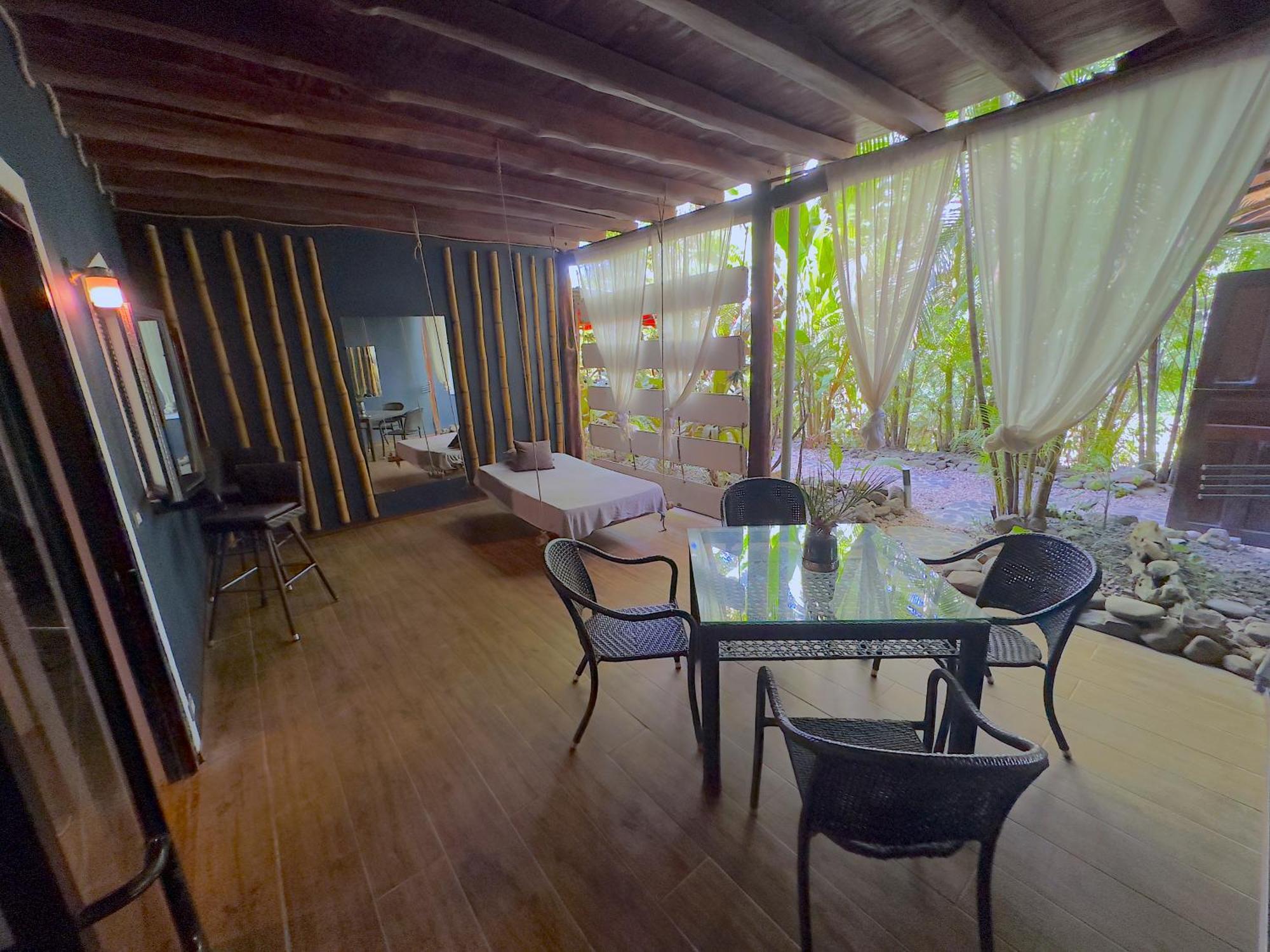 Canaima Chill House Playa Santa Teresa (Puntarenas)