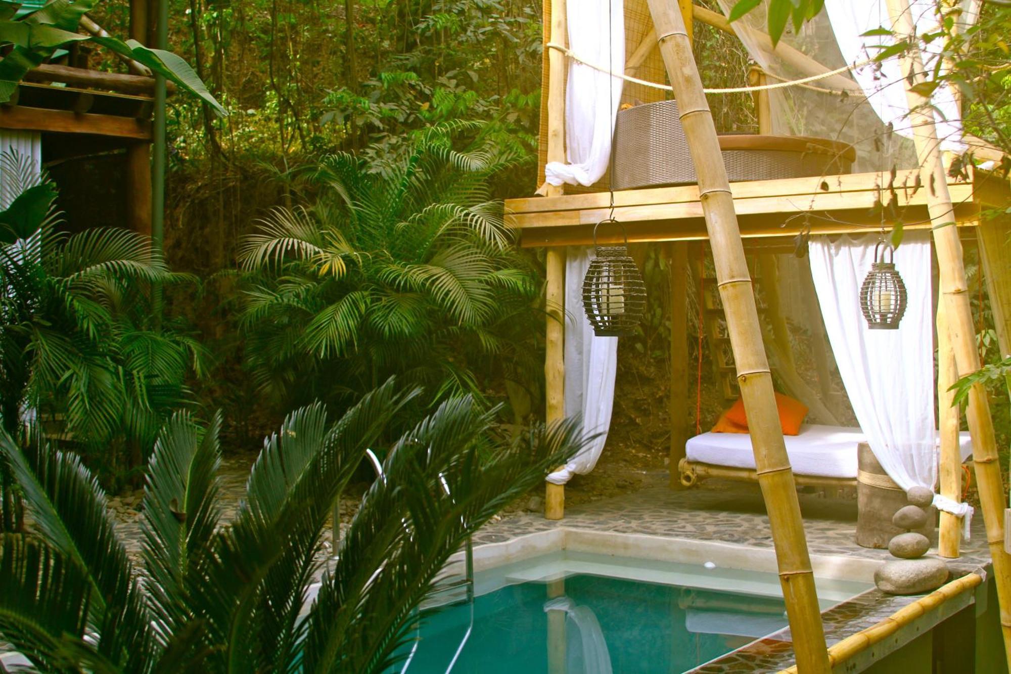 Canaima Chill House Hotel
