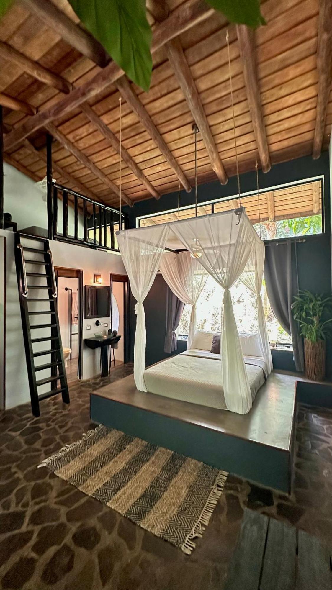 Canaima Chill House 2* Playa Santa Teresa (Puntarenas)